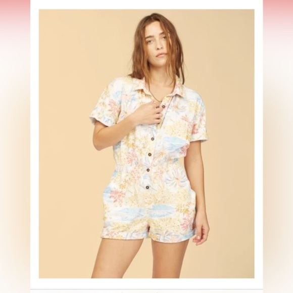 Billabong X Wrangler Cali yellow multi Sun floral Romper short coverall size S - Picture 3 of 6